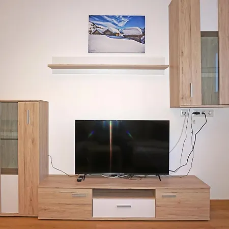 Dawin By Interhome Strengen