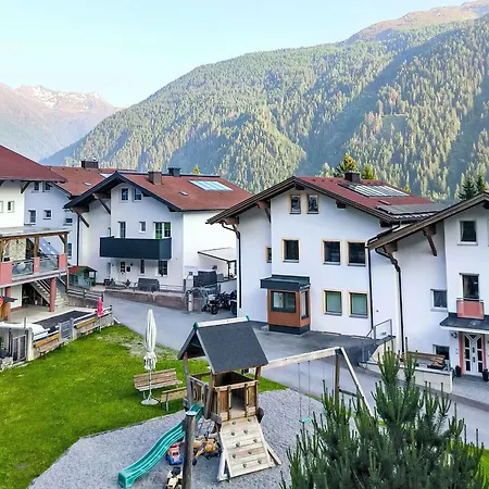 Dawin By Interhome 公寓 *